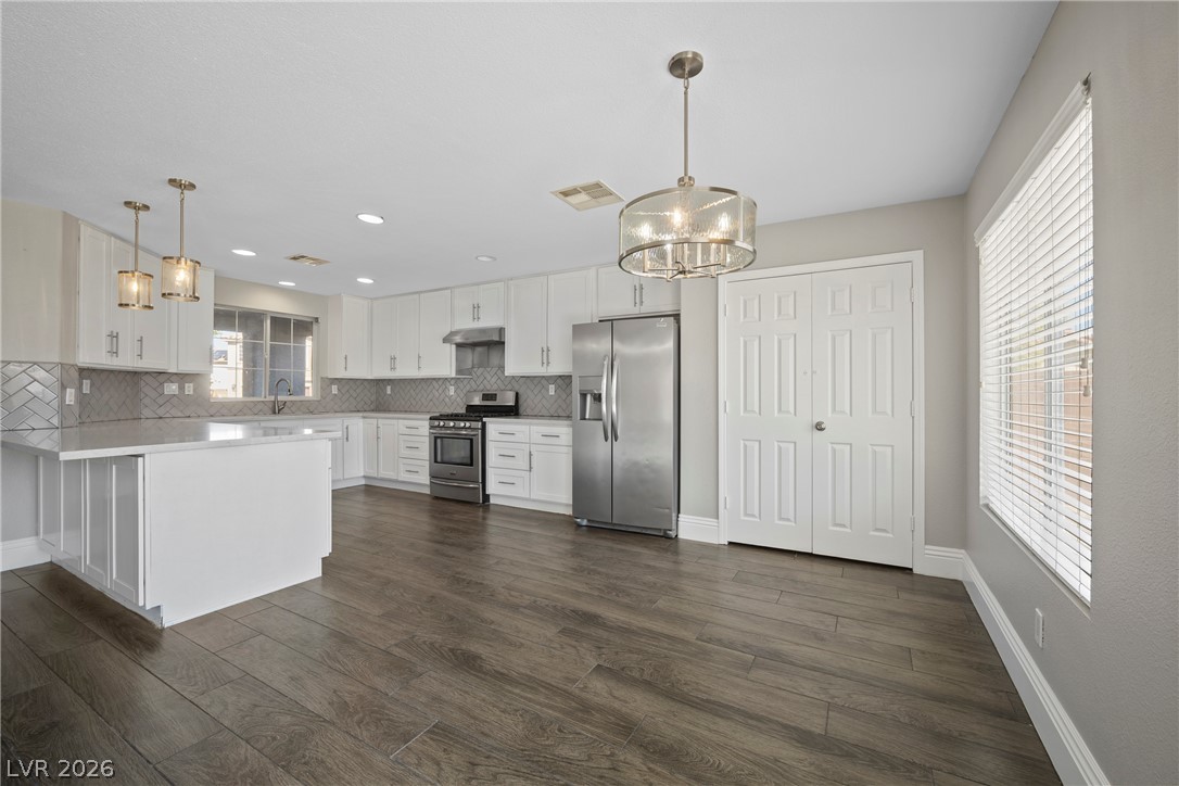 9533 Chanticleer Court Property Photo 14