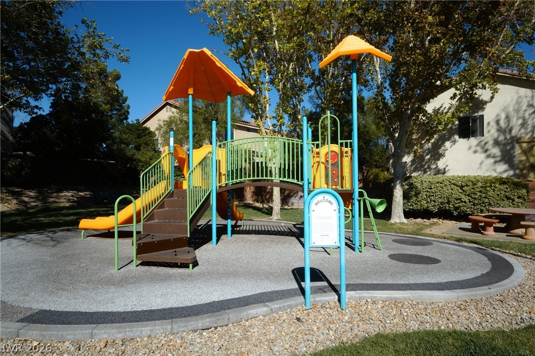 9533 Chanticleer Court Property Photo 45