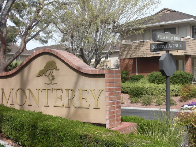 769 Oakmont Avenue 406 Property Photo 2