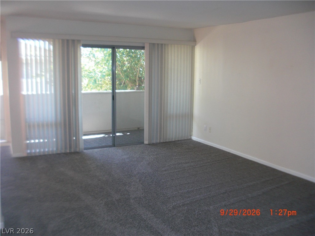 769 Oakmont Avenue 406 Property Photo 4
