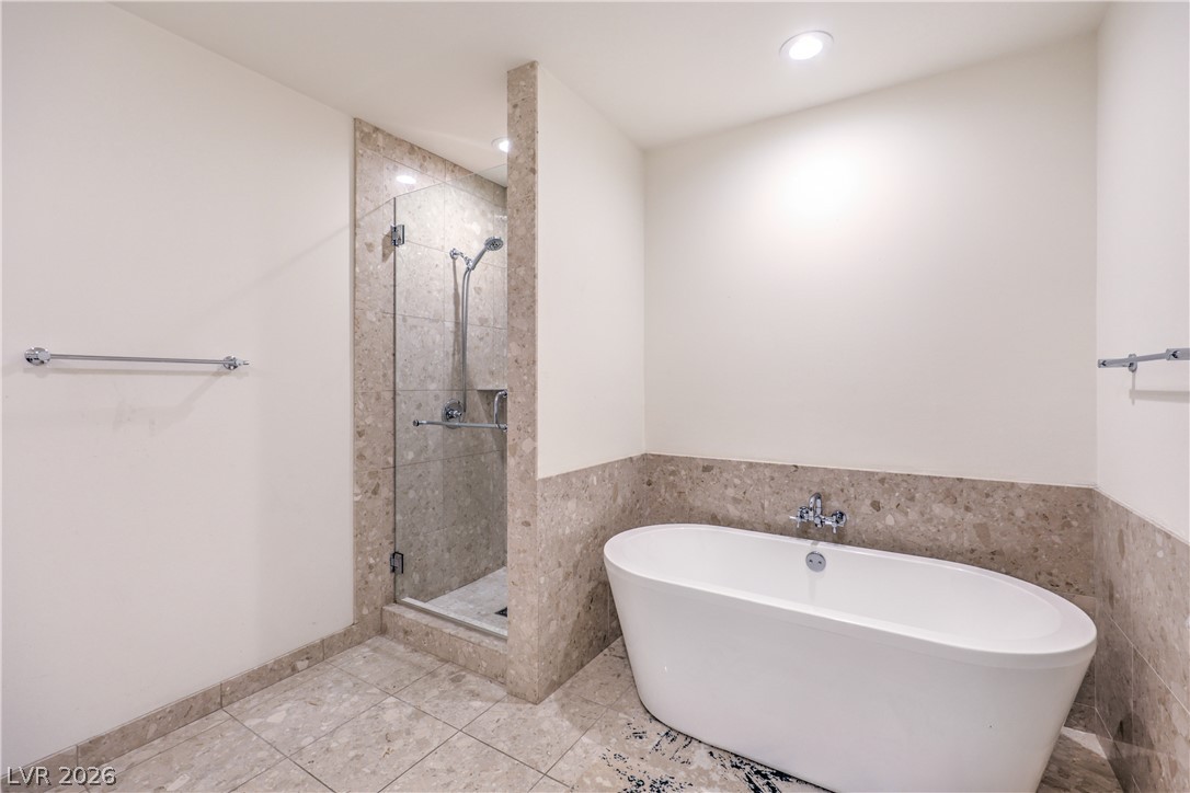4525 East Dean Martin Drive 2911 Property Photo 17