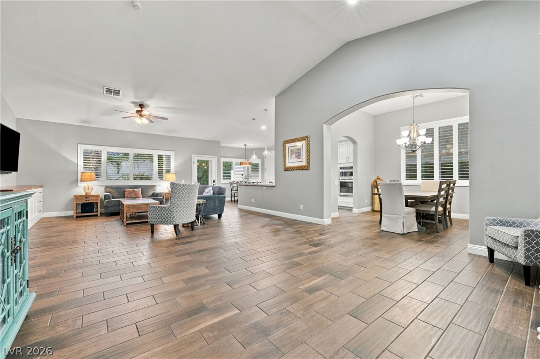 11160 Shadow Nook Court Property Photo 2