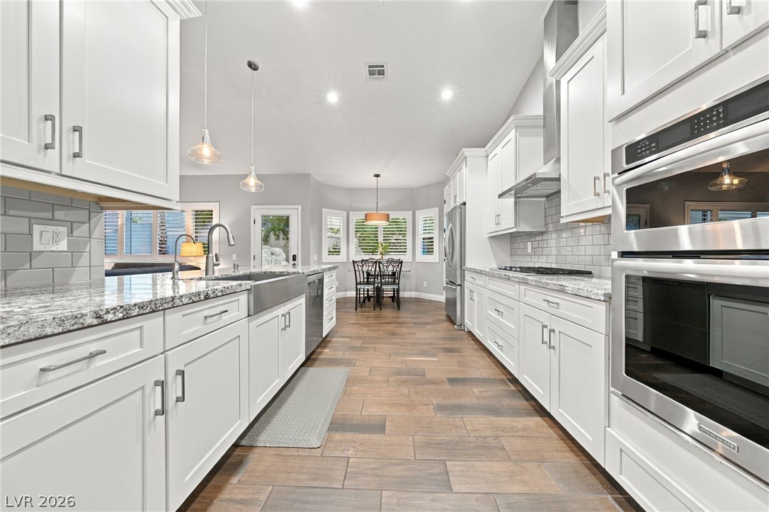 11160 Shadow Nook Court Property Photo 12