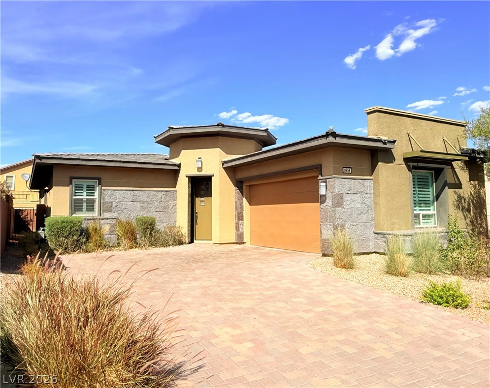 9958 Regency Square Avenue Property Photo 2
