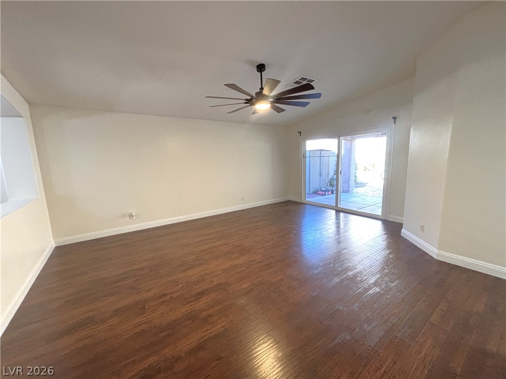 7996 Whitlocks Mill Avenue Property Photo 2