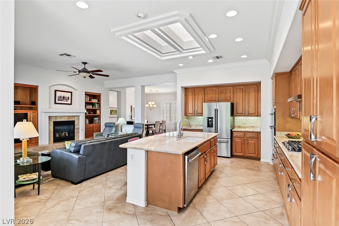 2556 Collinsville Drive Property Photo 17