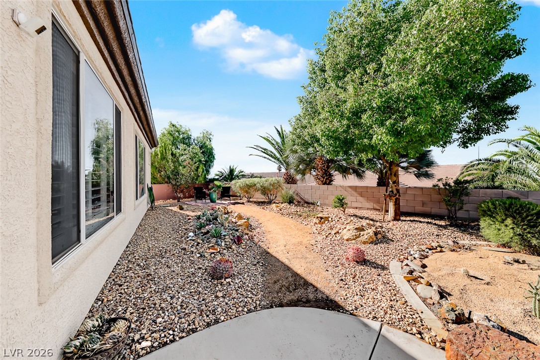 2556 Collinsville Drive Property Photo 39