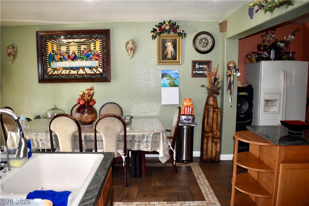 1109 Fay Boulevard Property Photo 7