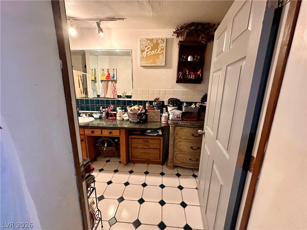 1109 Fay Boulevard Property Photo 23