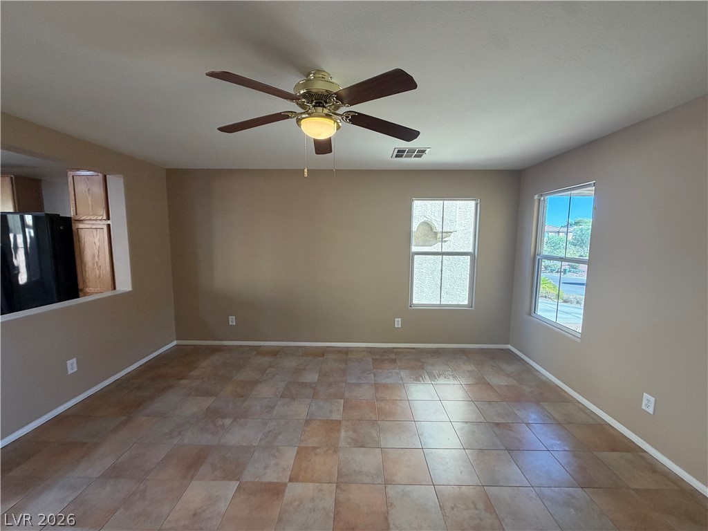 67 Desert Coyote Street Property Photo 7