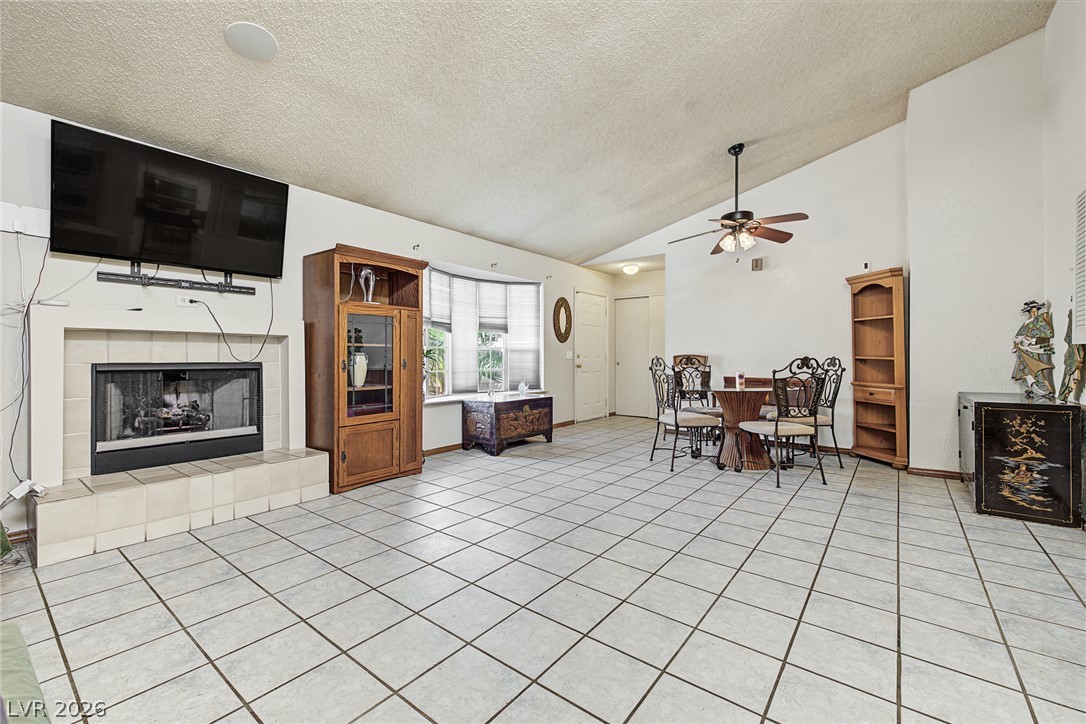 2509 Castlesands Way Property Photo 11