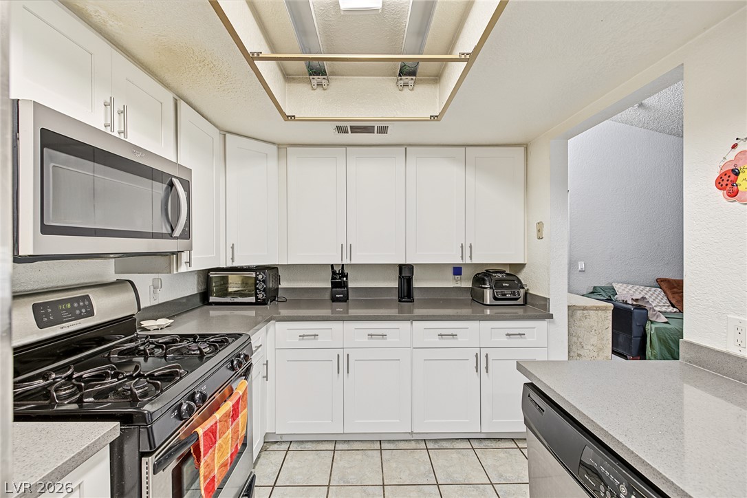 2509 Castlesands Way Property Photo 13
