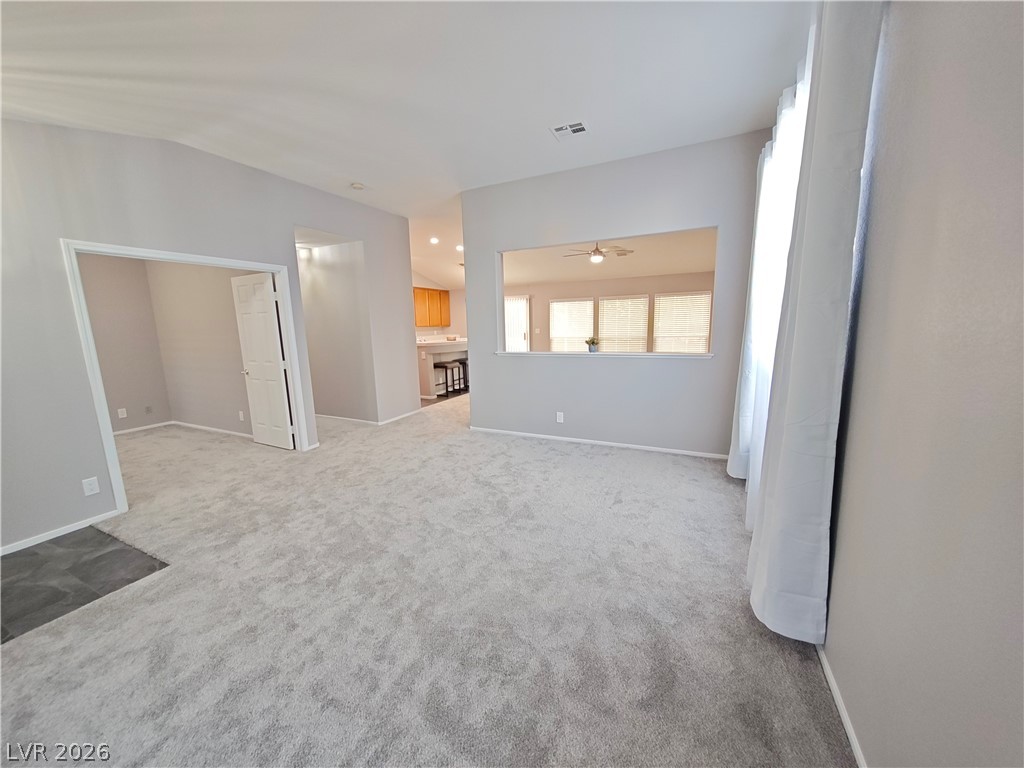9522 Teton Vista Avenue Property Photo 7
