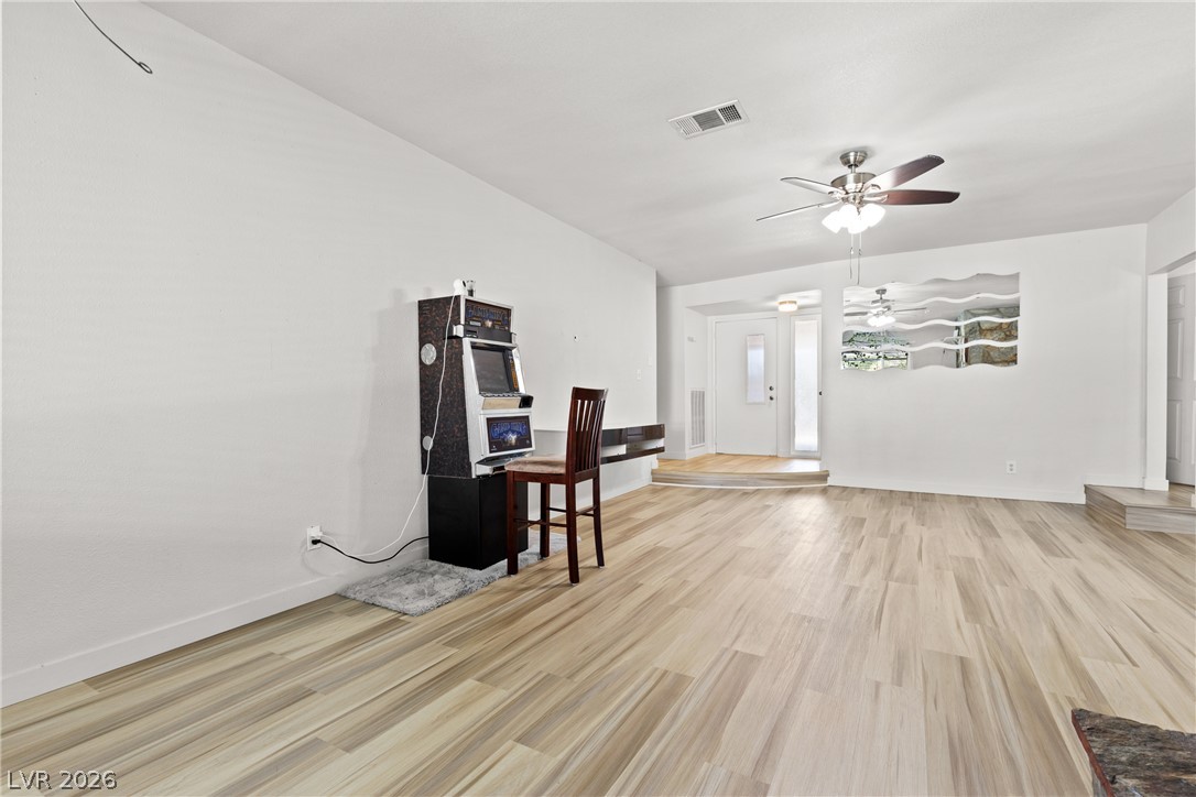 7224 William Anders Avenue Property Photo 12