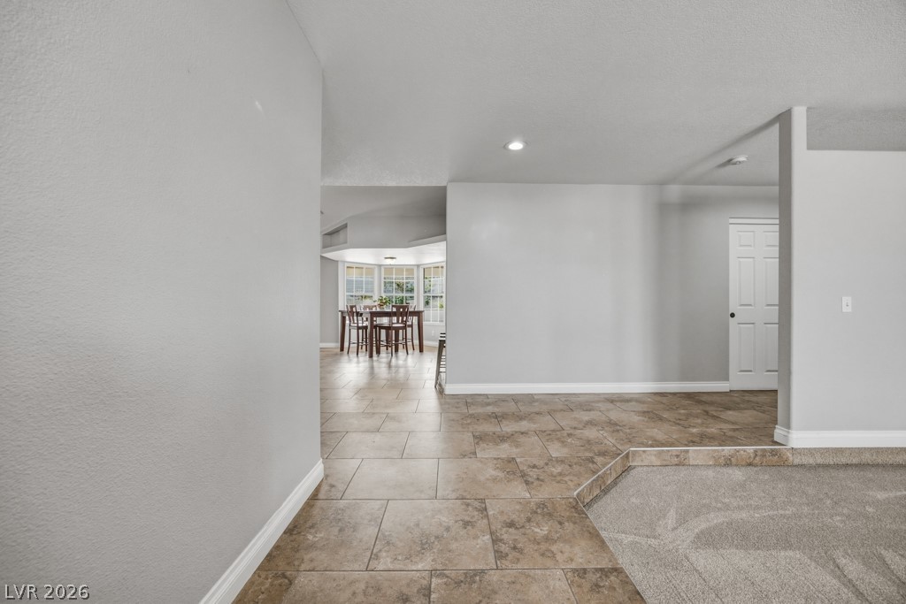251 West Laval Drive Property Photo 6