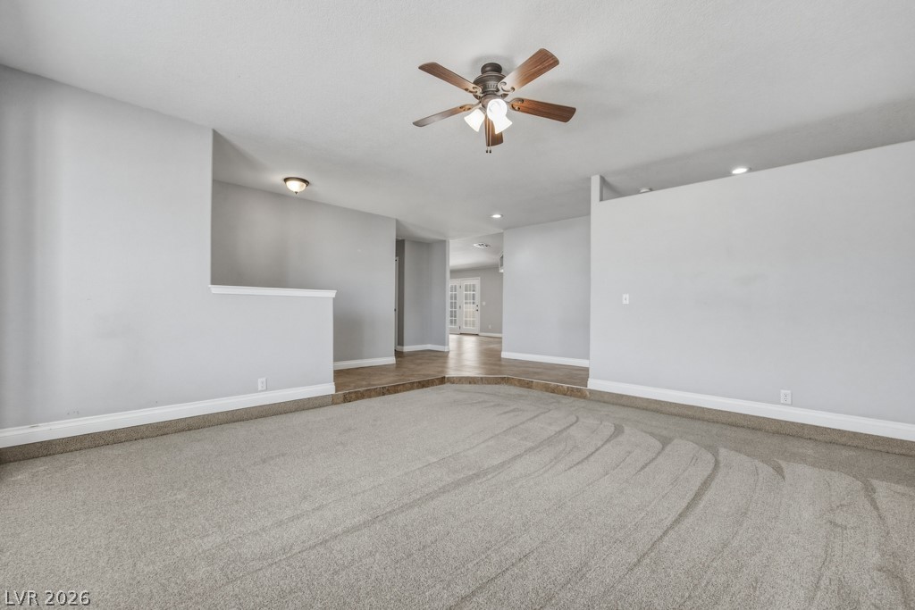 251 West Laval Drive Property Photo 9
