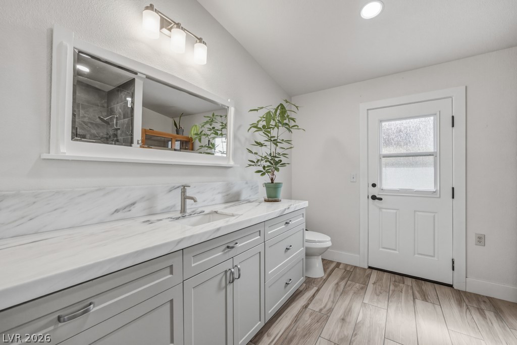 251 West Laval Drive Property Photo 40