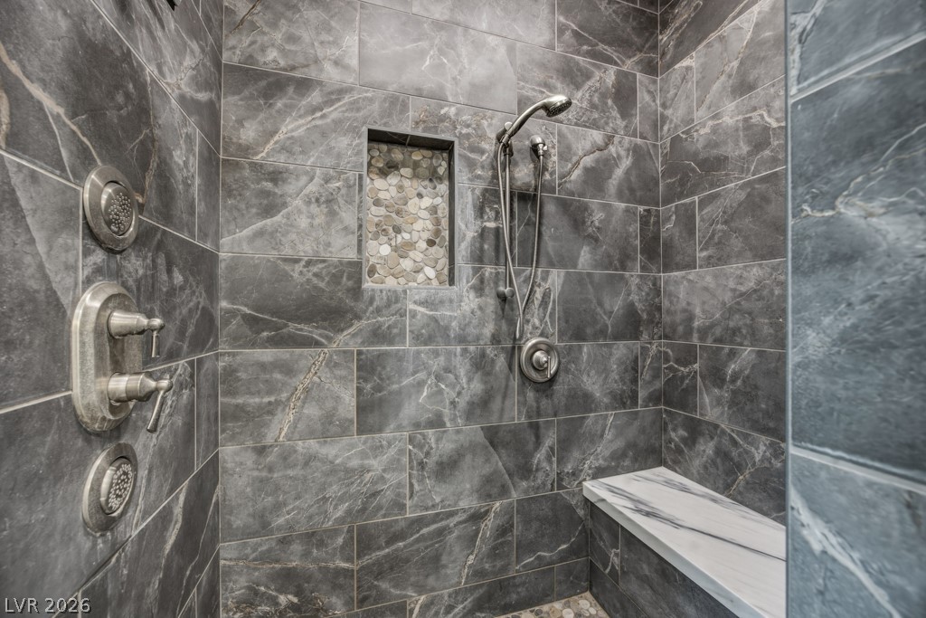 251 West Laval Drive Property Photo 43