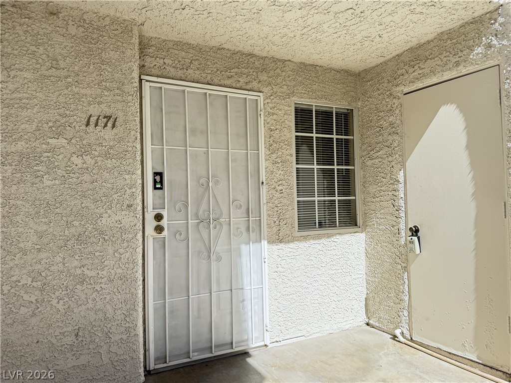 3150 Soft Breezes Drive 1171 Property Photo 2