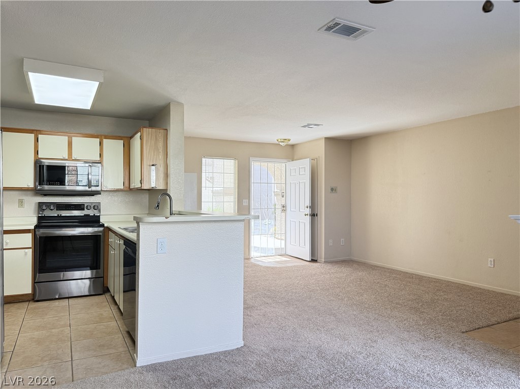 3150 Soft Breezes Drive 1171 Property Photo 6
