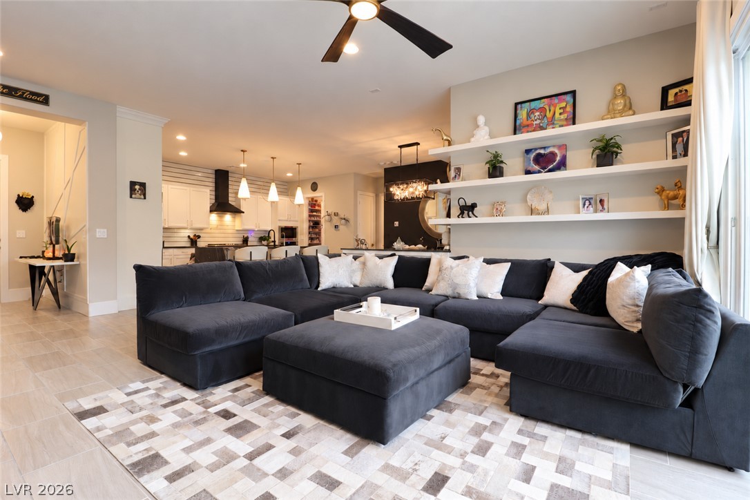 7083 Falabella Ridge Avenue Property Photo 11