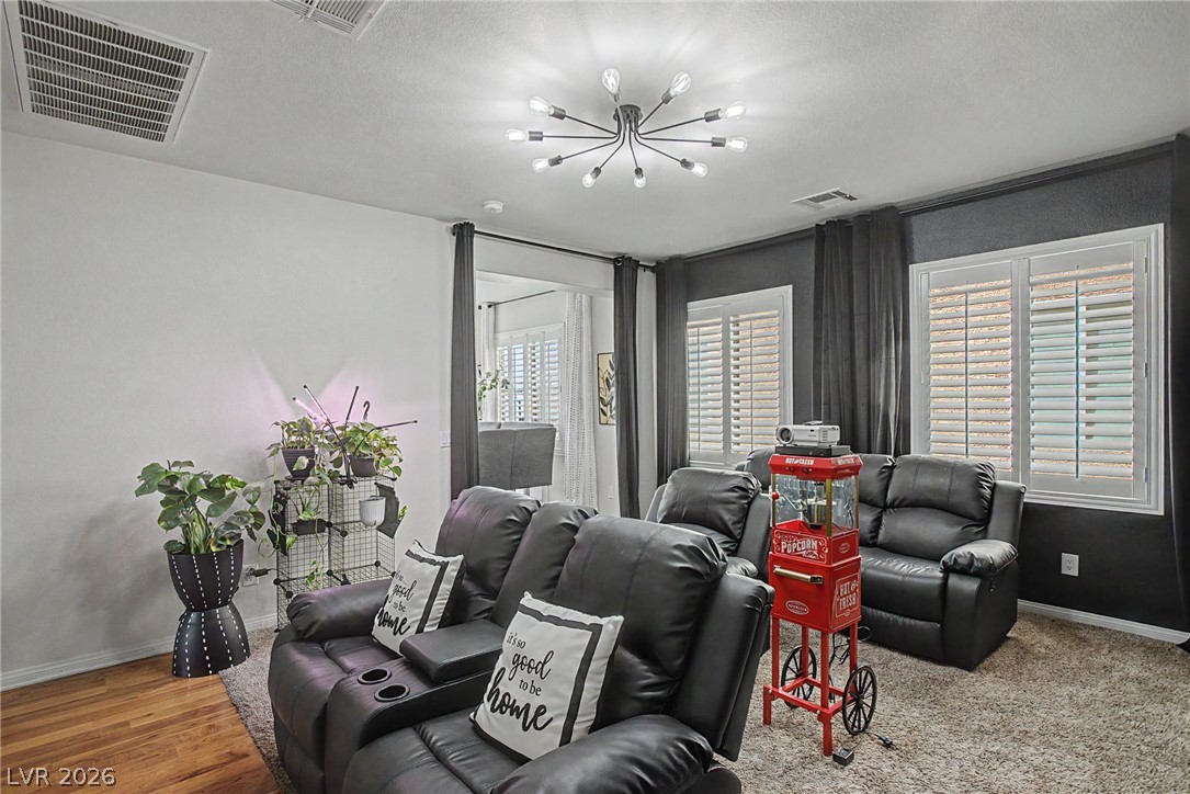 6025 Glenborough Street Property Photo 19