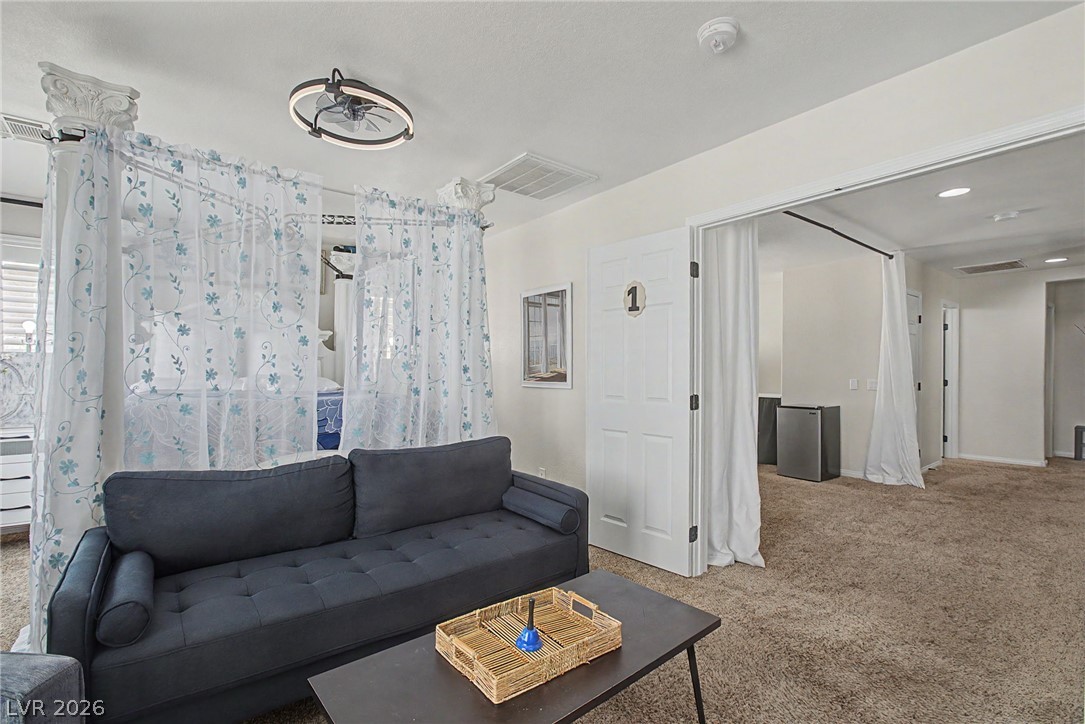 6025 Glenborough Street Property Photo 38