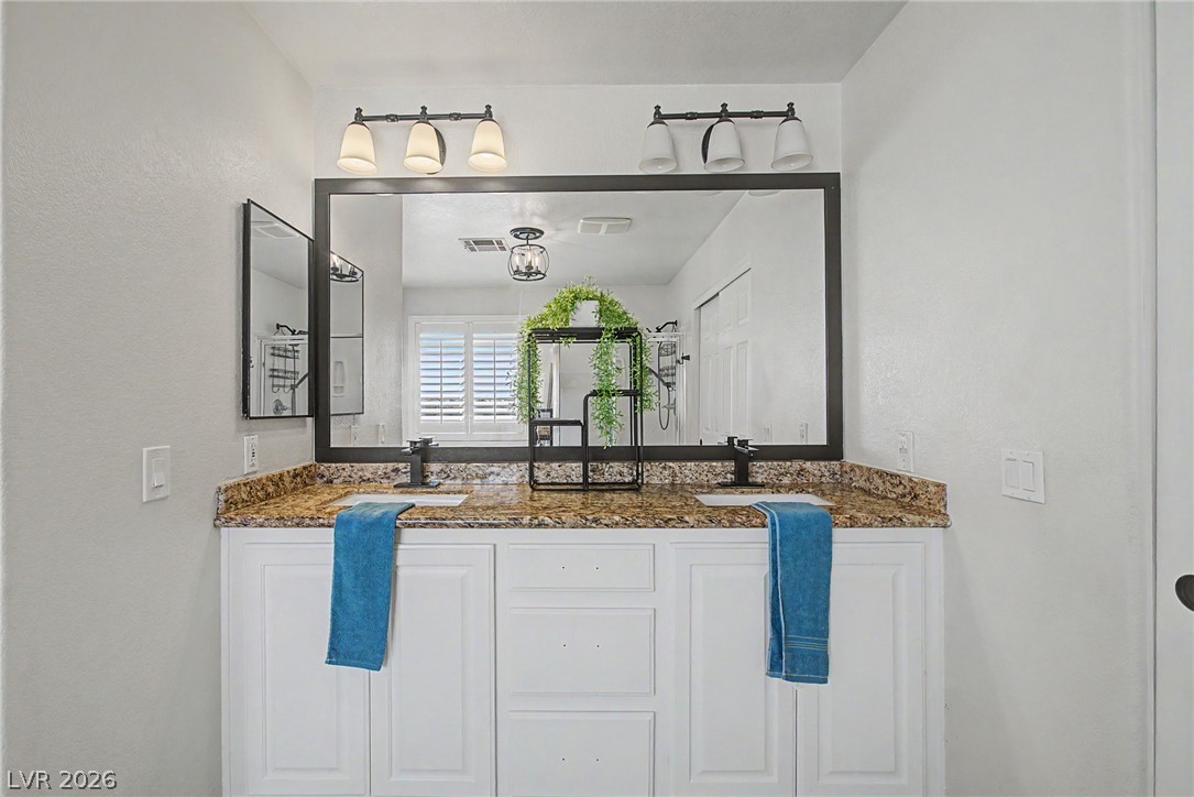 6025 Glenborough Street Property Photo 42