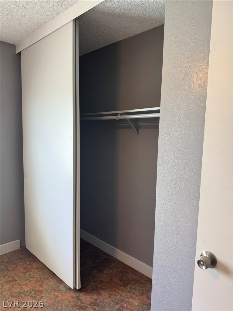 7066 Pinebrook Court Property Photo 18