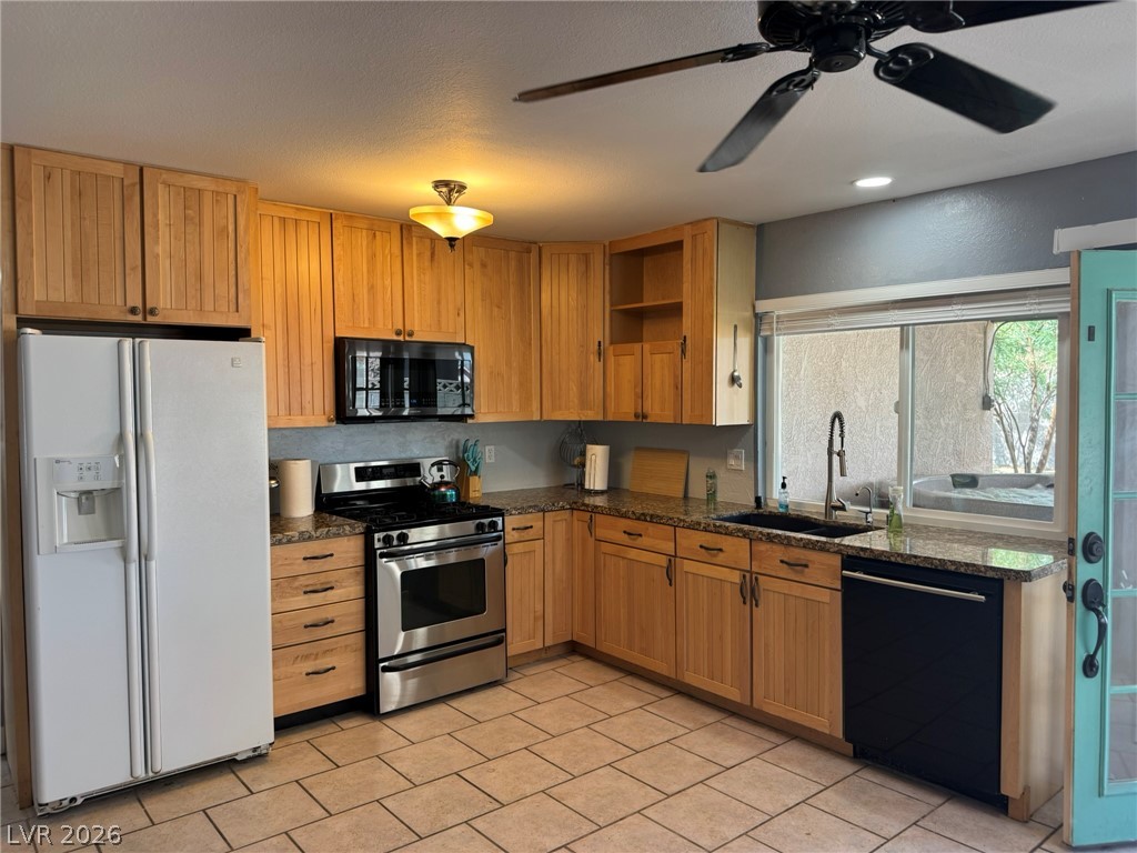 7066 Pinebrook Court Property Photo 43