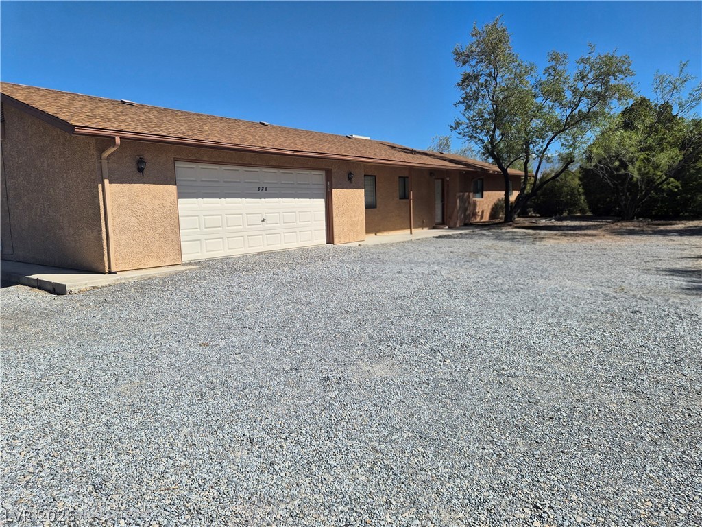 670 West Calvada Boulevard Property Photo 1