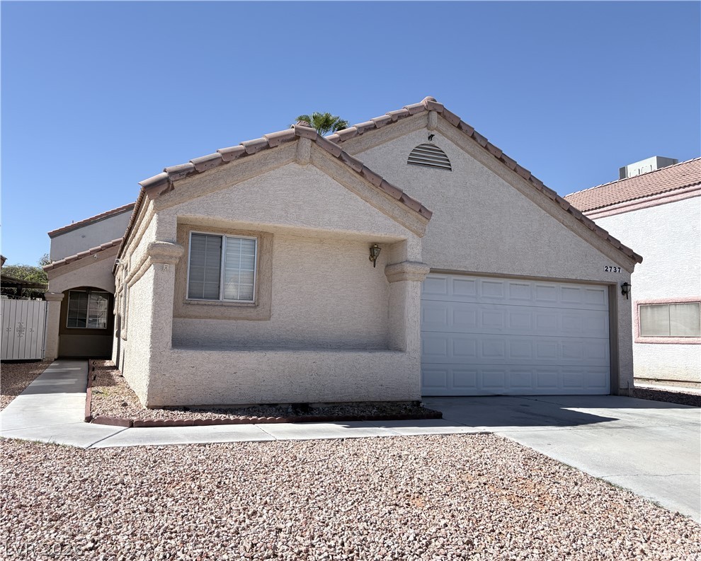 2737 Cathedral Lane Property Photo 2