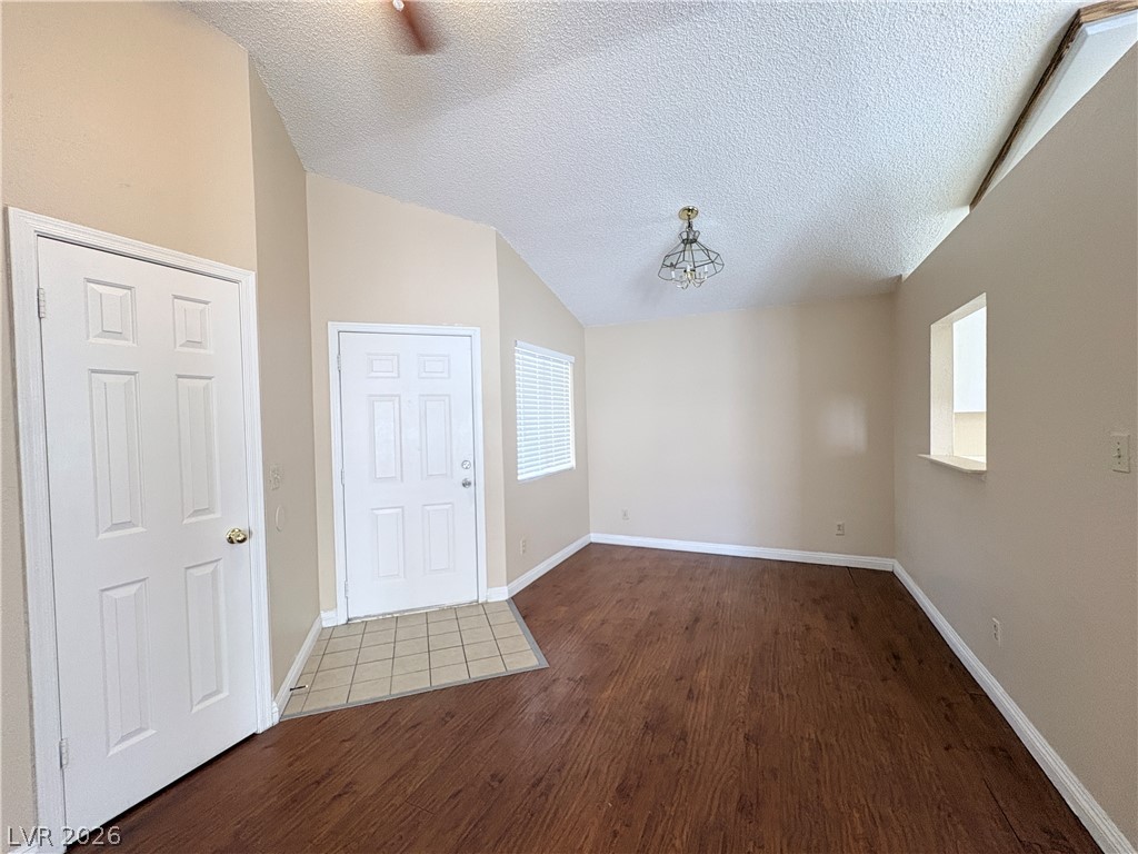 2737 Cathedral Lane Property Photo 5