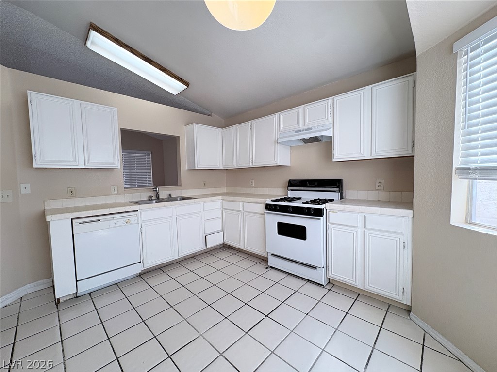 2737 Cathedral Lane Property Photo 14