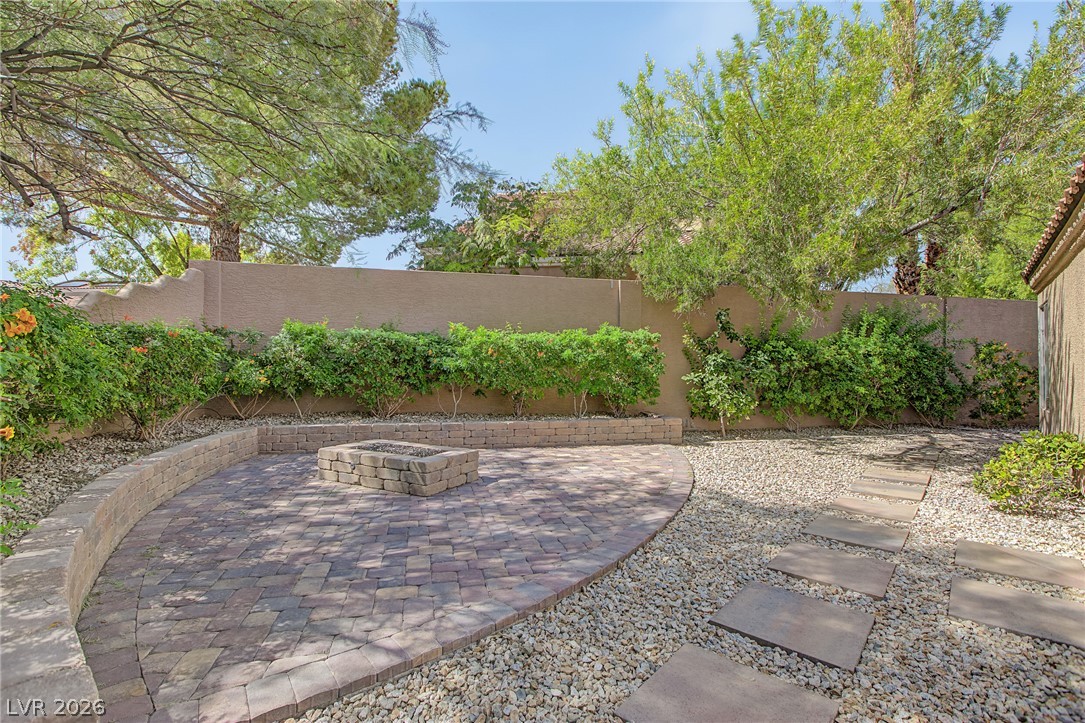 1705 Eagle Feather Street Property Photo 5