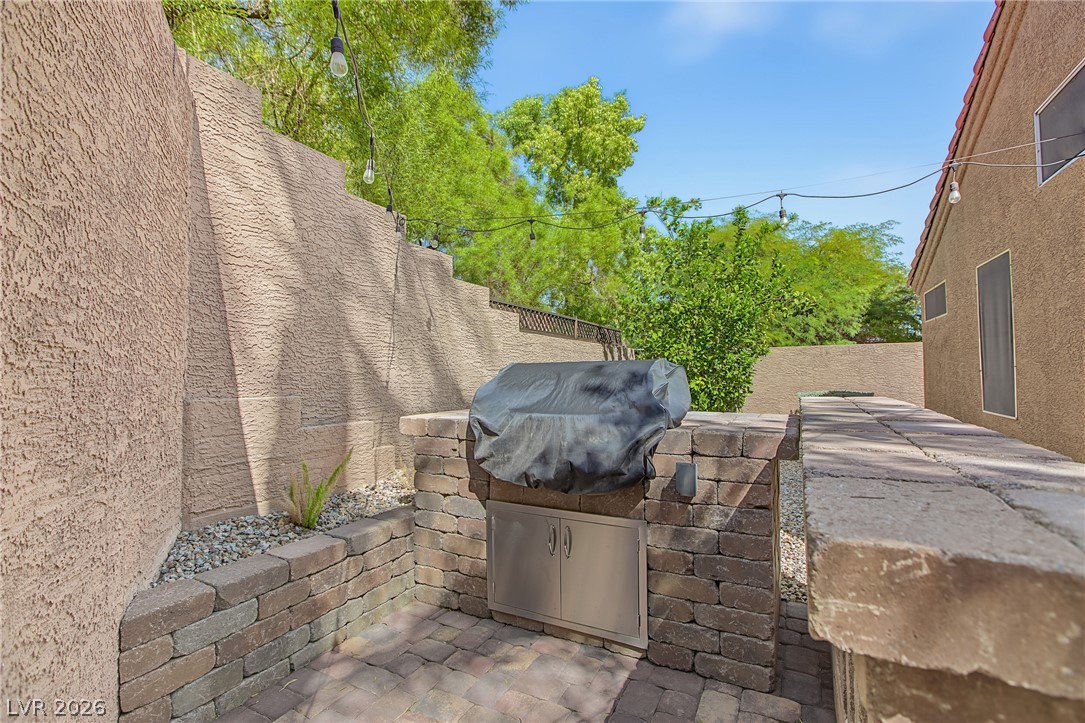 1705 Eagle Feather Street Property Photo 10