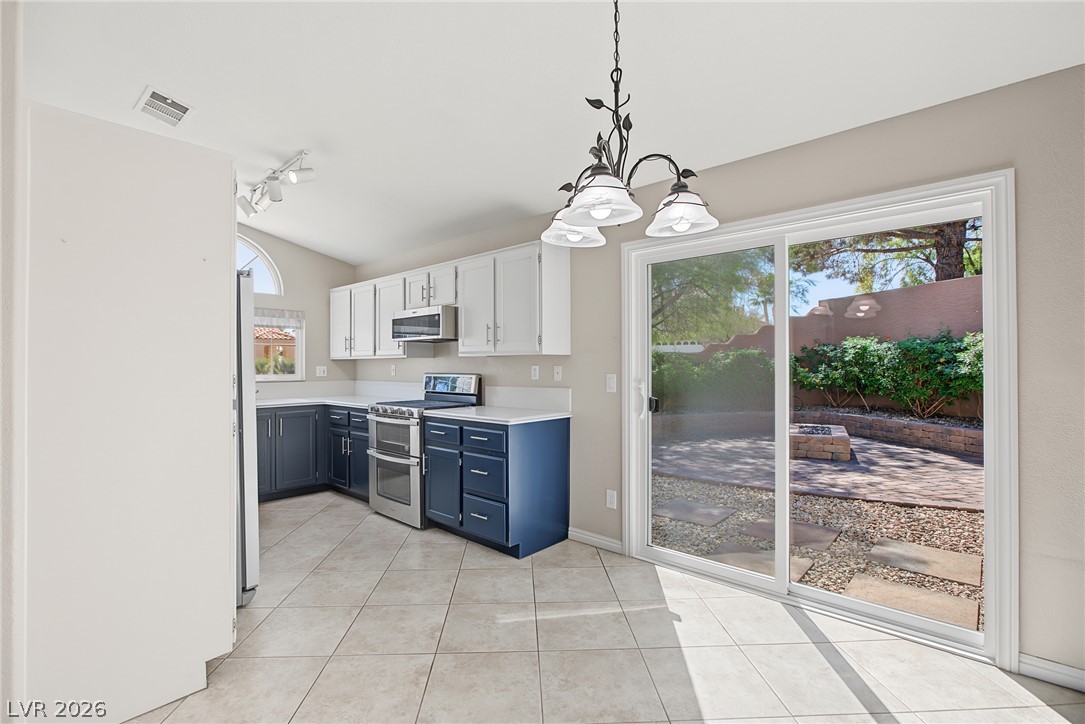 1705 Eagle Feather Street Property Photo 16
