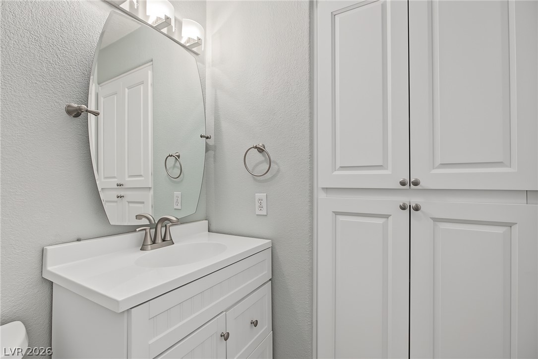 1705 Eagle Feather Street Property Photo 33