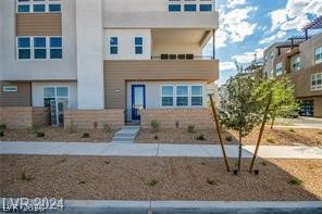 2484 Indigo Mountain Street Property Photo 3