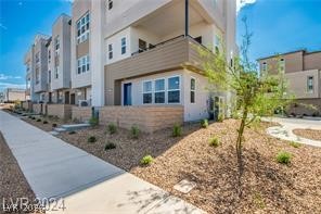 2484 Indigo Mountain Street Property Photo 4