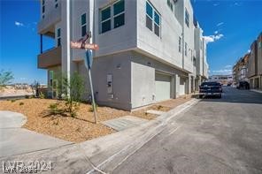 2484 Indigo Mountain Street Property Photo 5