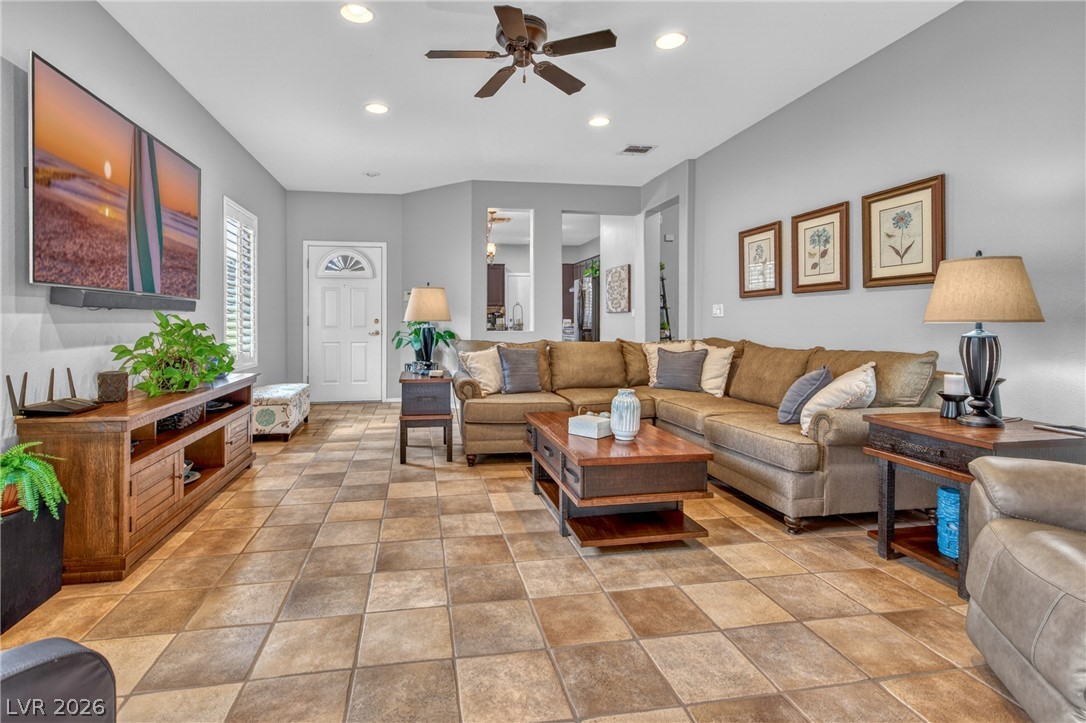 2328 Fossil Canyon Drive Property Photo 27