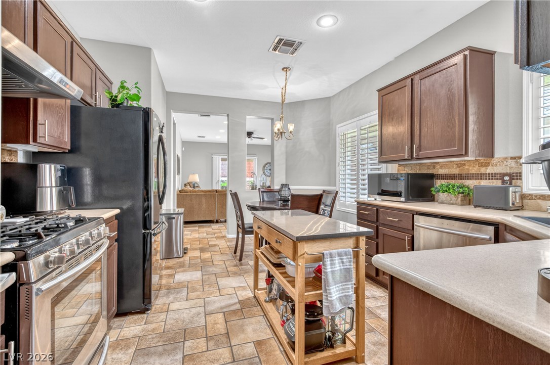 2328 Fossil Canyon Drive Property Photo 30