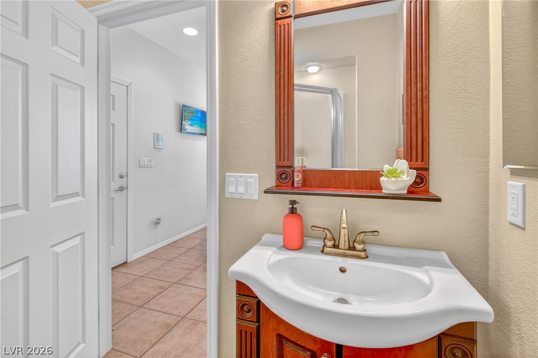 2328 Fossil Canyon Drive Property Photo 49