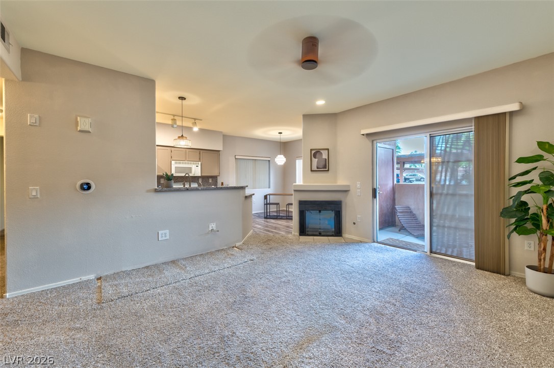 1050 East Cactus Avenue 1081 Property Photo 6