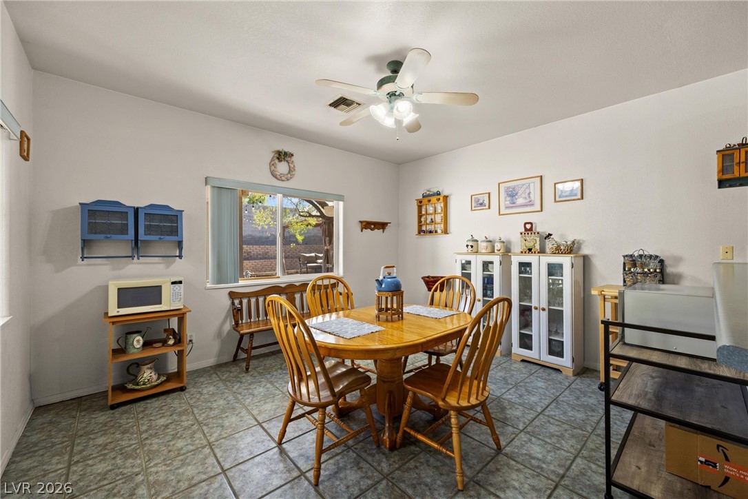211 West Highland Drive Property Photo 14
