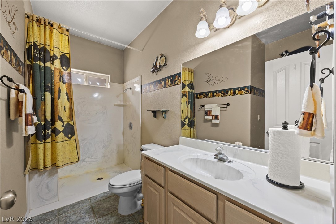 211 West Highland Drive Property Photo 34