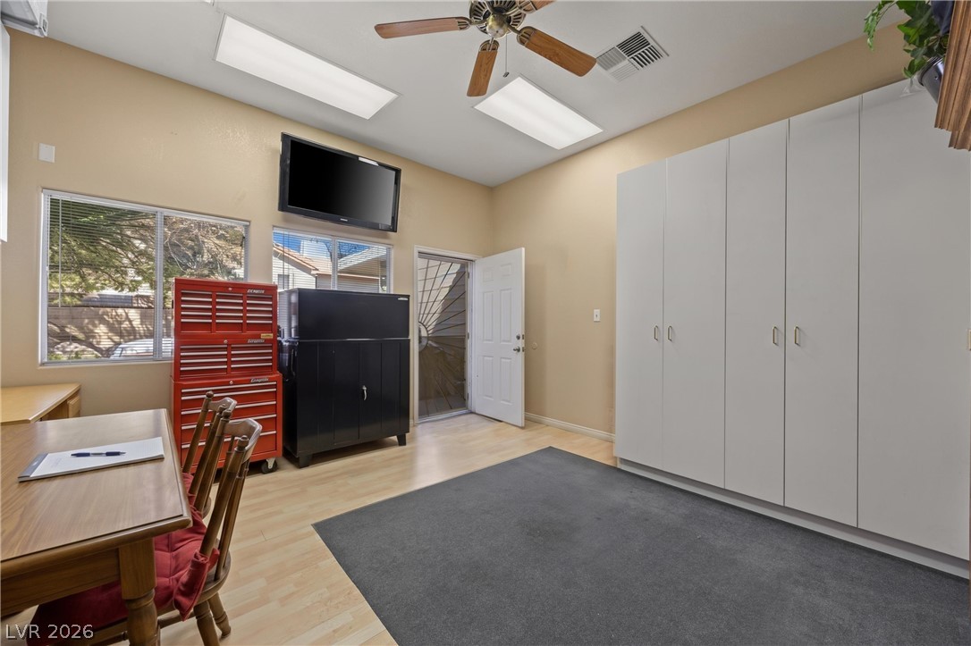 211 West Highland Drive Property Photo 39