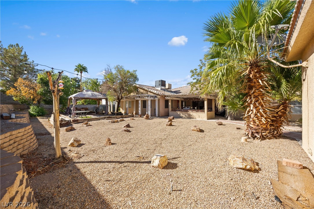 211 West Highland Drive Property Photo 42