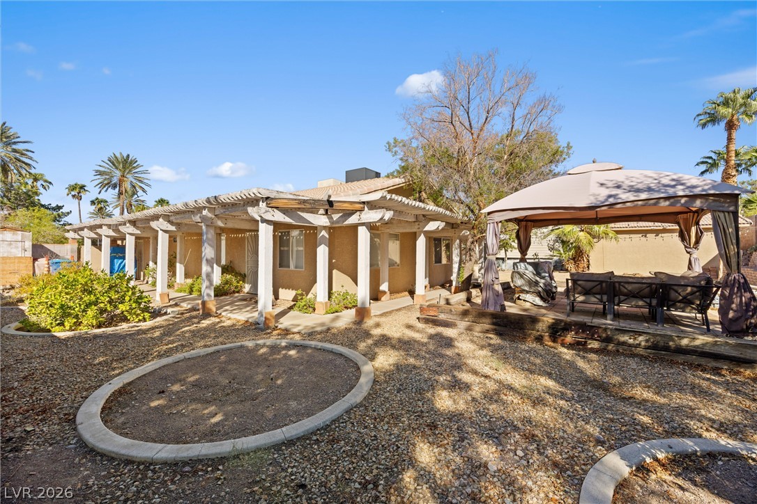 211 West Highland Drive Property Photo 47